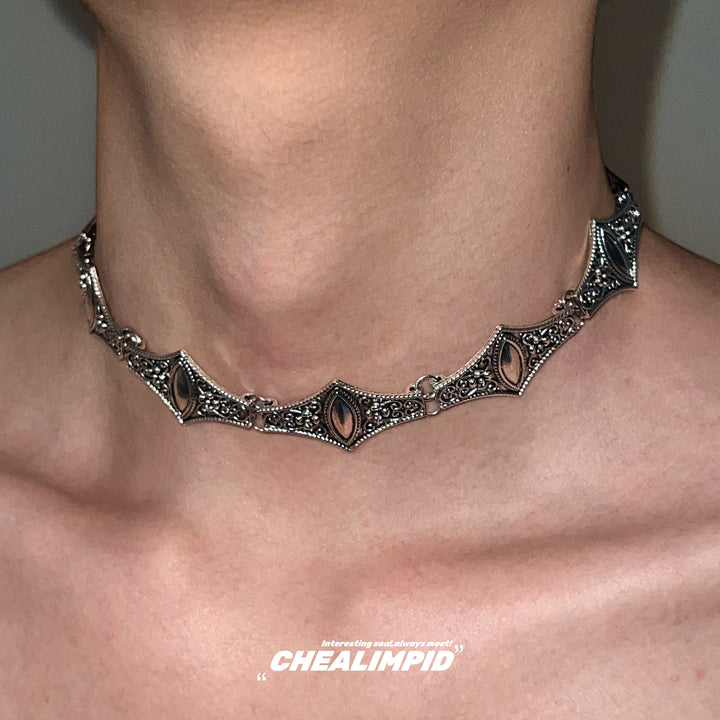 Exquisite Totem Choker