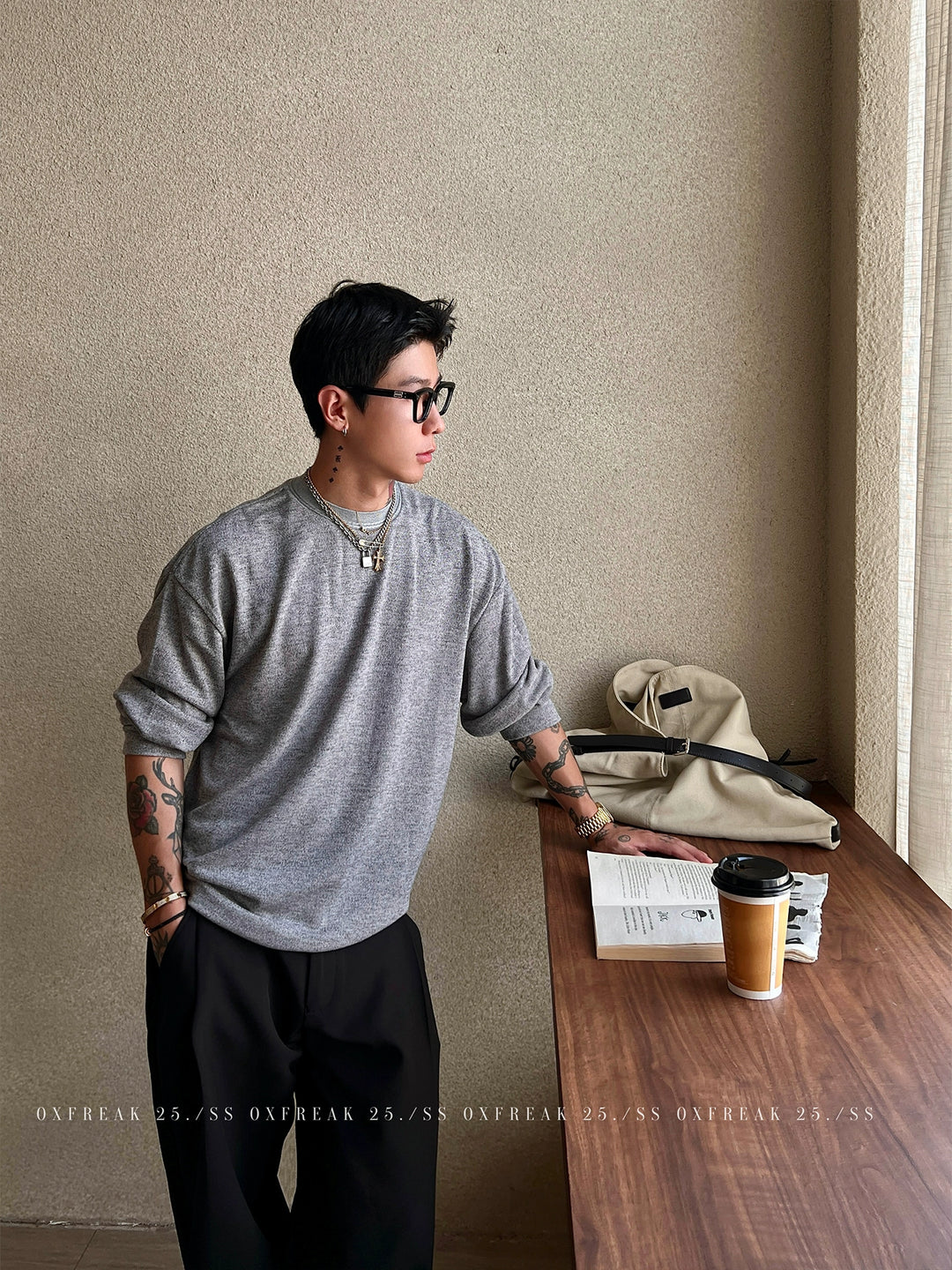 Langärmliges Rundhals-Pullover-Shirt 