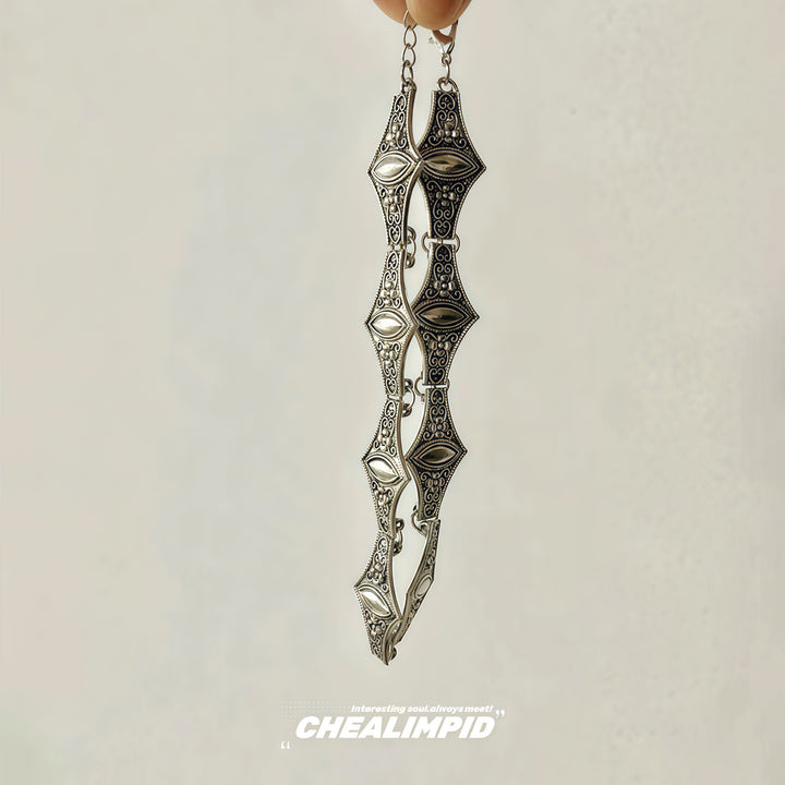 Exquisite Totem Choker