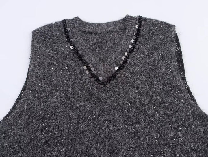 Sequined Neckline Knitted Vest
