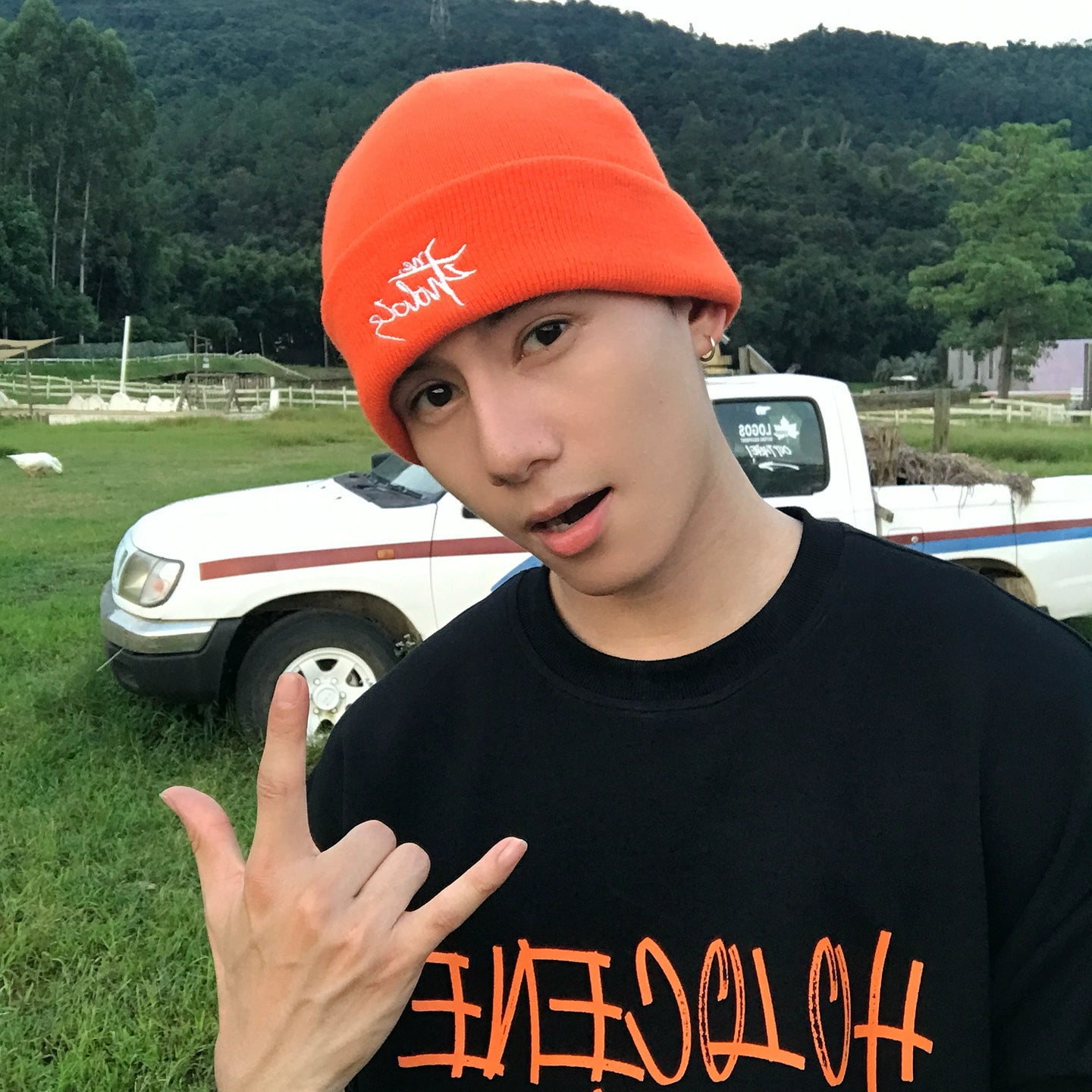 undefined,6086308074975