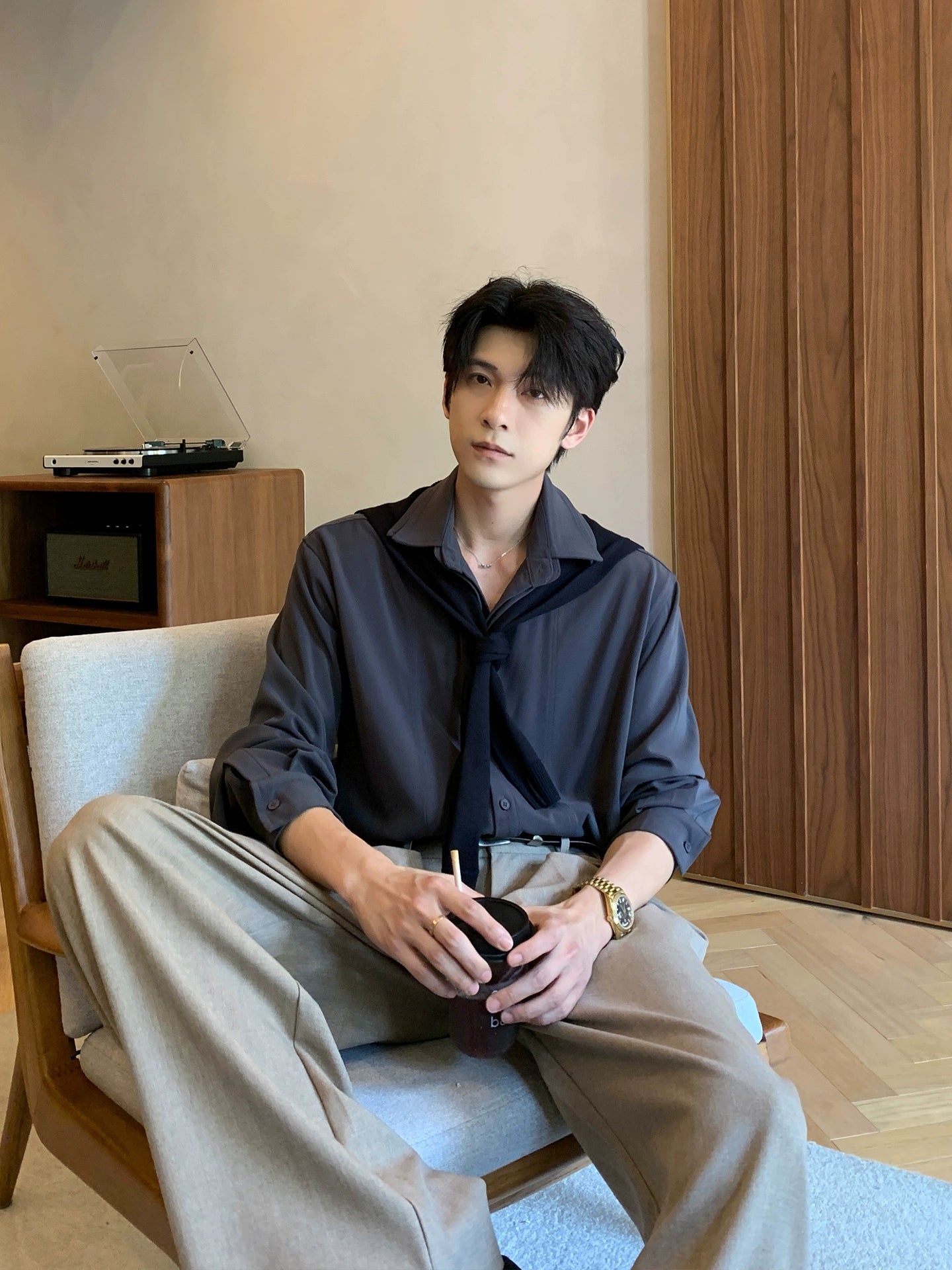 Bol Kesim Uzun Kollu Gömlek ve Pantolon 