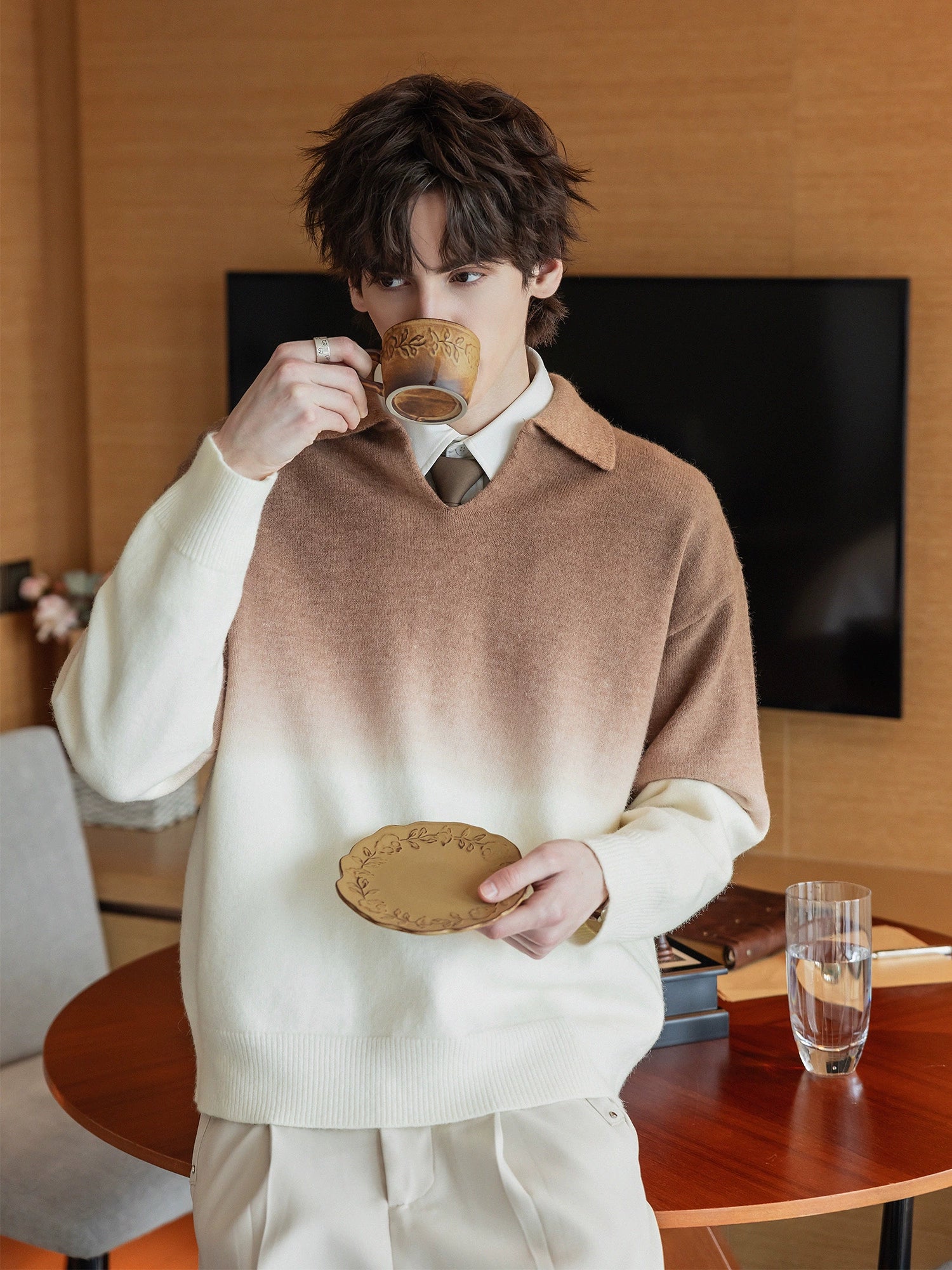 Gradyan V-Yaka Örgü Kazak 