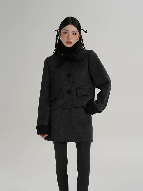 Conjunto de Casaco e Saia de Lã em Dois Peças 