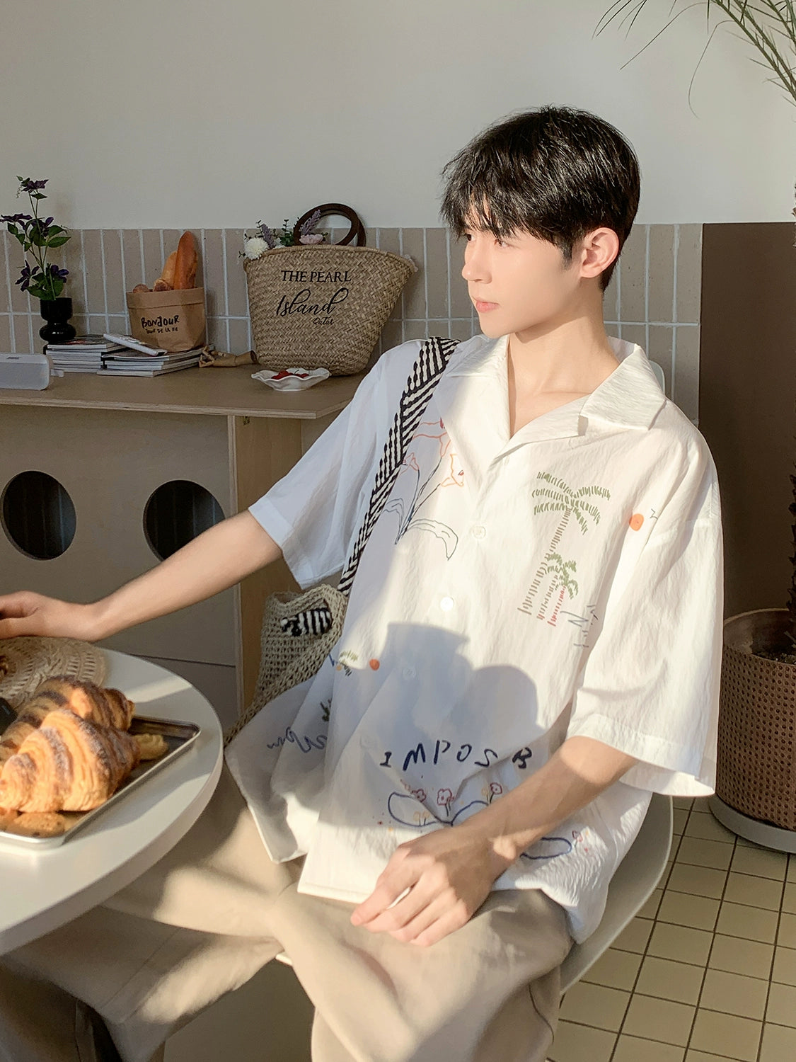 Chemise à boutons style vacances avec imprimé graffiti 