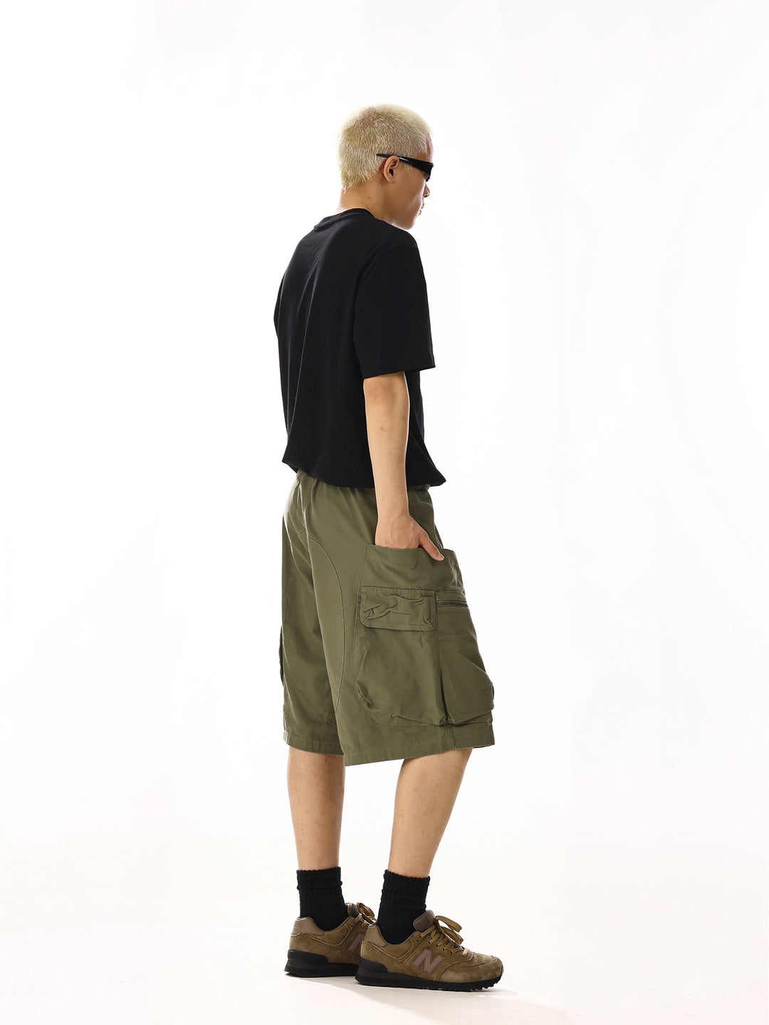 Multi-Pocket Paratrooper Cargo Shorts