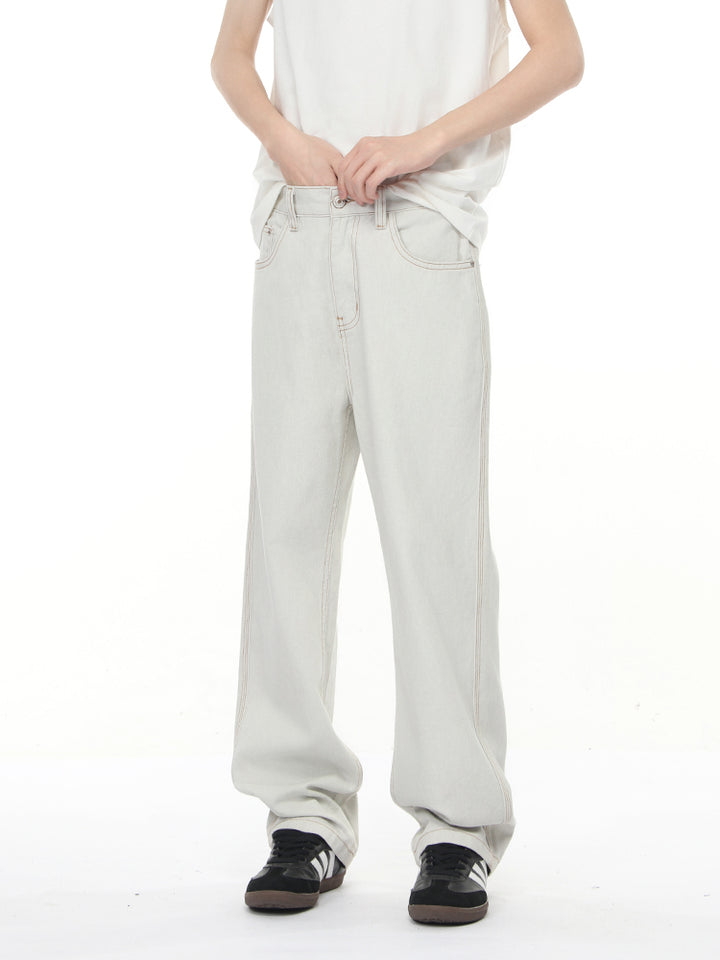 Relaxed Fit White Straight Jeans