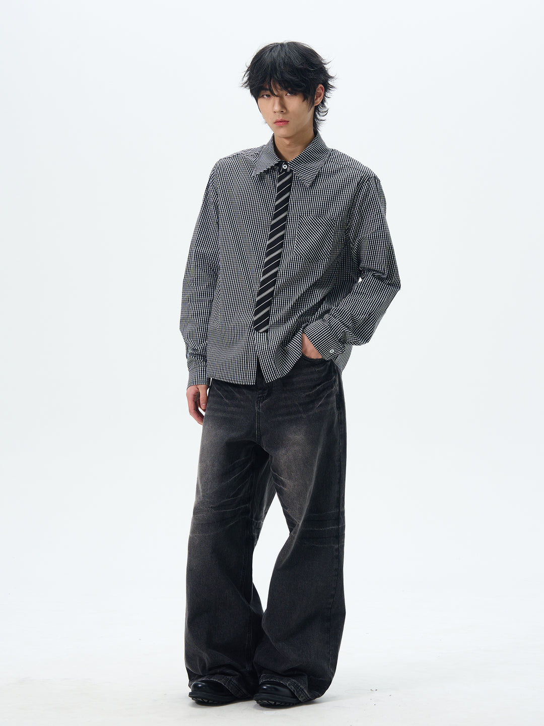 Plaid Long-Sleeve Shirt with Tie