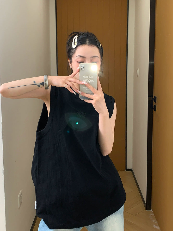 Sleeveless Embroidered Loose Turtleneck Vest