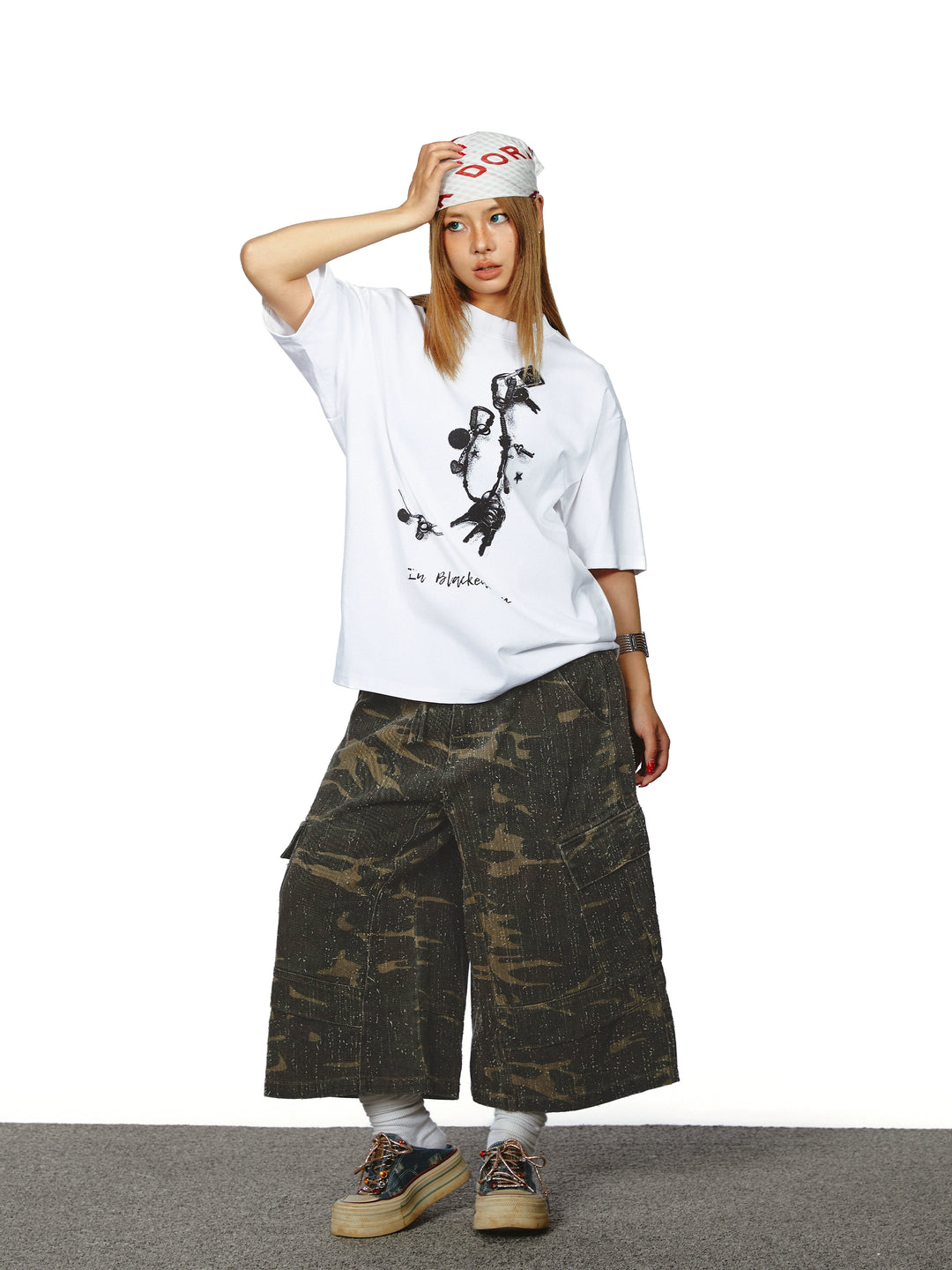 Camouflage Distressed Drawstring Denim Cropped Pants