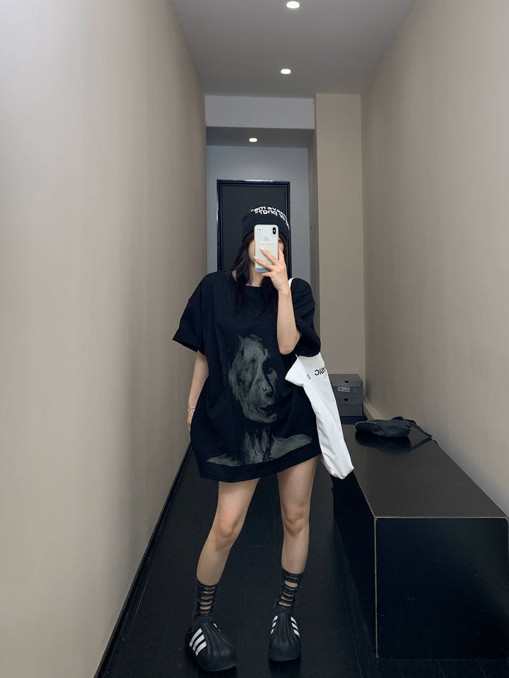 Loose Sketch Portrait Print Short-Sleeve Shirt