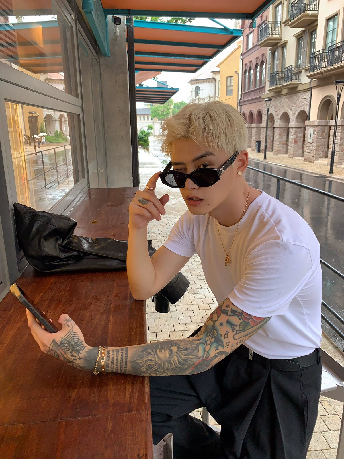 Slim Fit Round Neck Short Sleeve Pullover