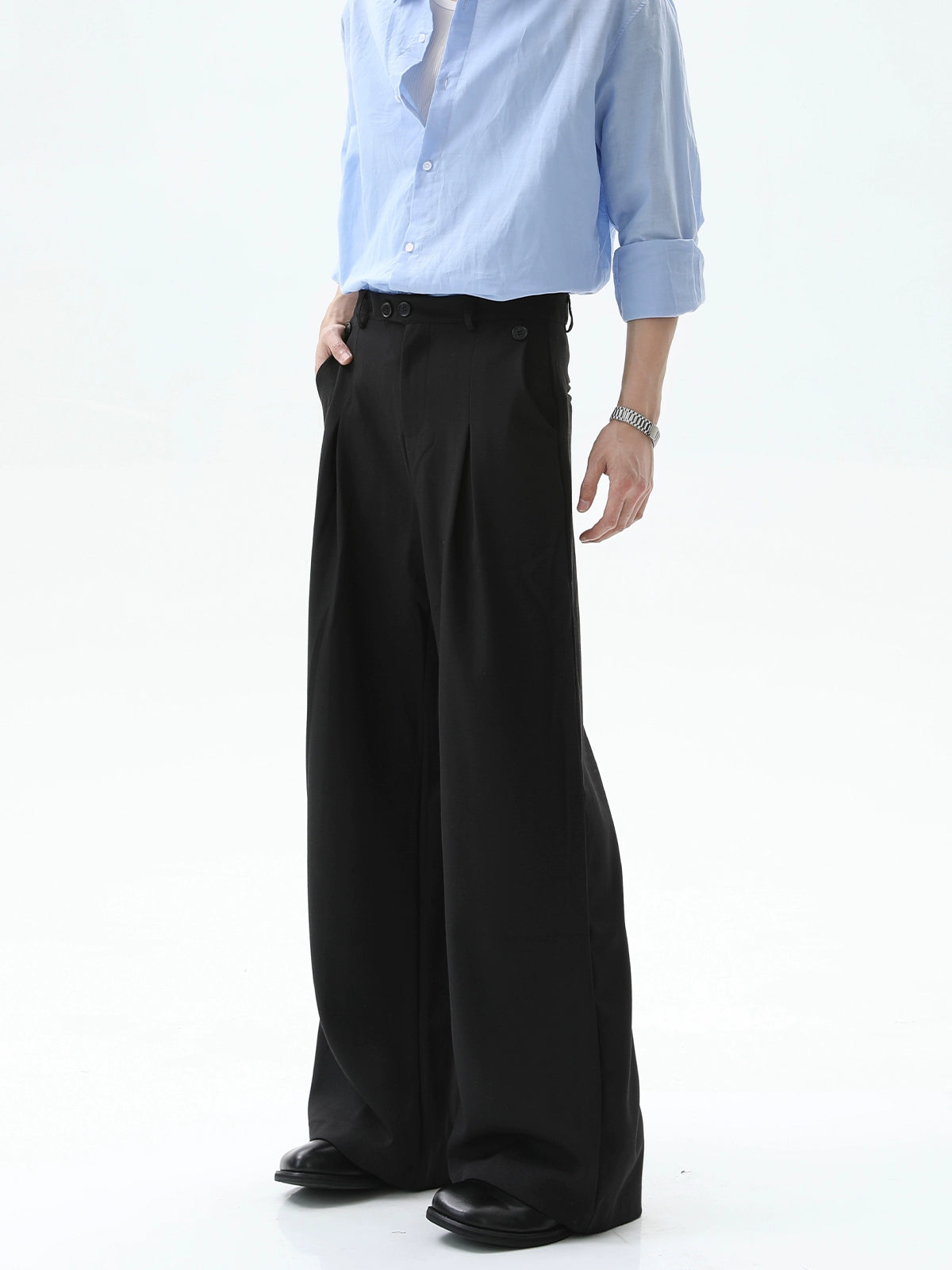 Calças Retas Largas Plissadas de Linho 