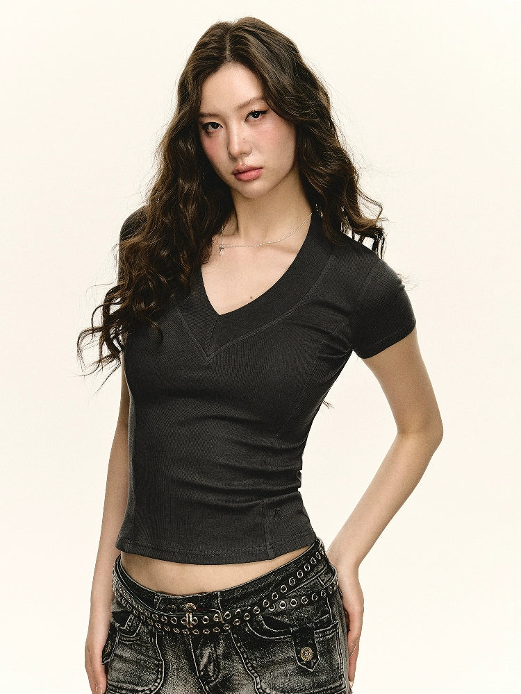 Slim Fit V-Neck Short Sleeve Top