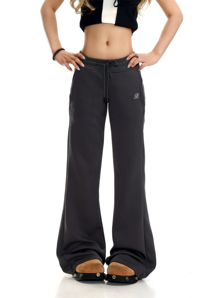 Flared Low-Rise Slim Fit Sweatpants