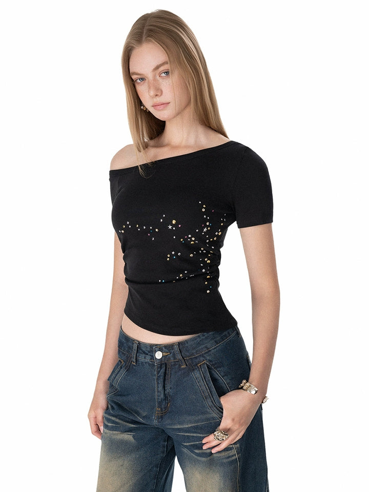 T-shirt slim à épaules dénudées orné d'étoiles 