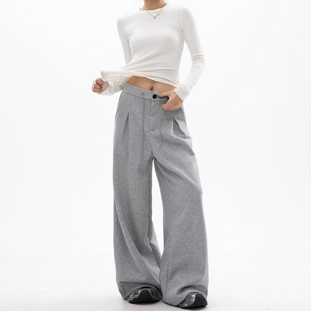 Wide-Leg Straight Pleated Pants