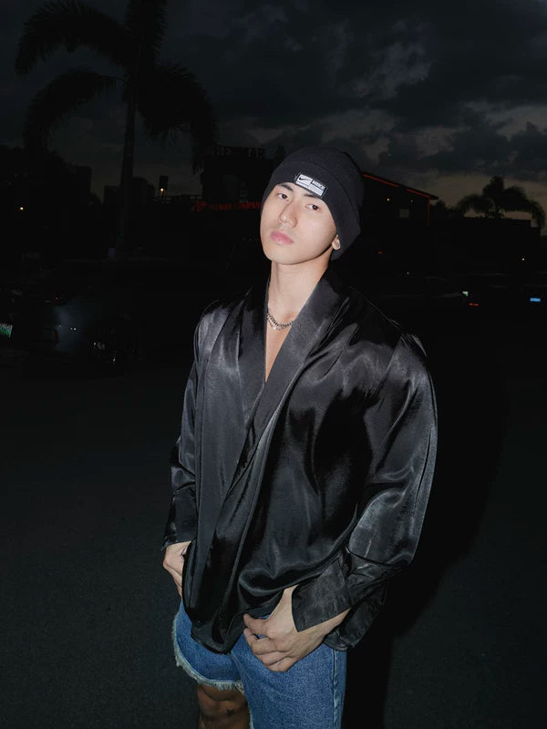 새틴 루즈핏 드레이프 롱슬리브 셔츠 