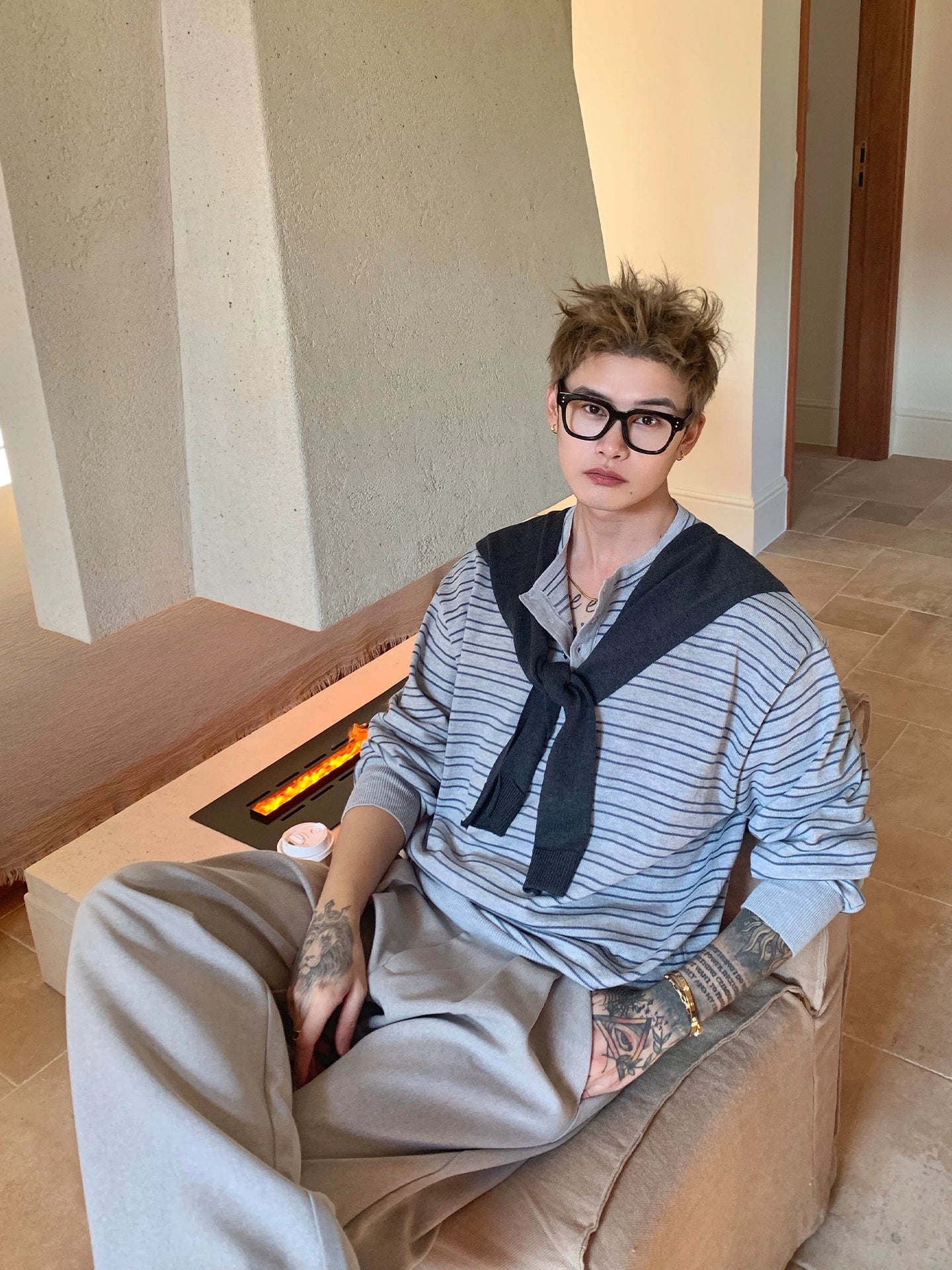 Ayrılabilir Şal ile Çizgili Triko Kazak 