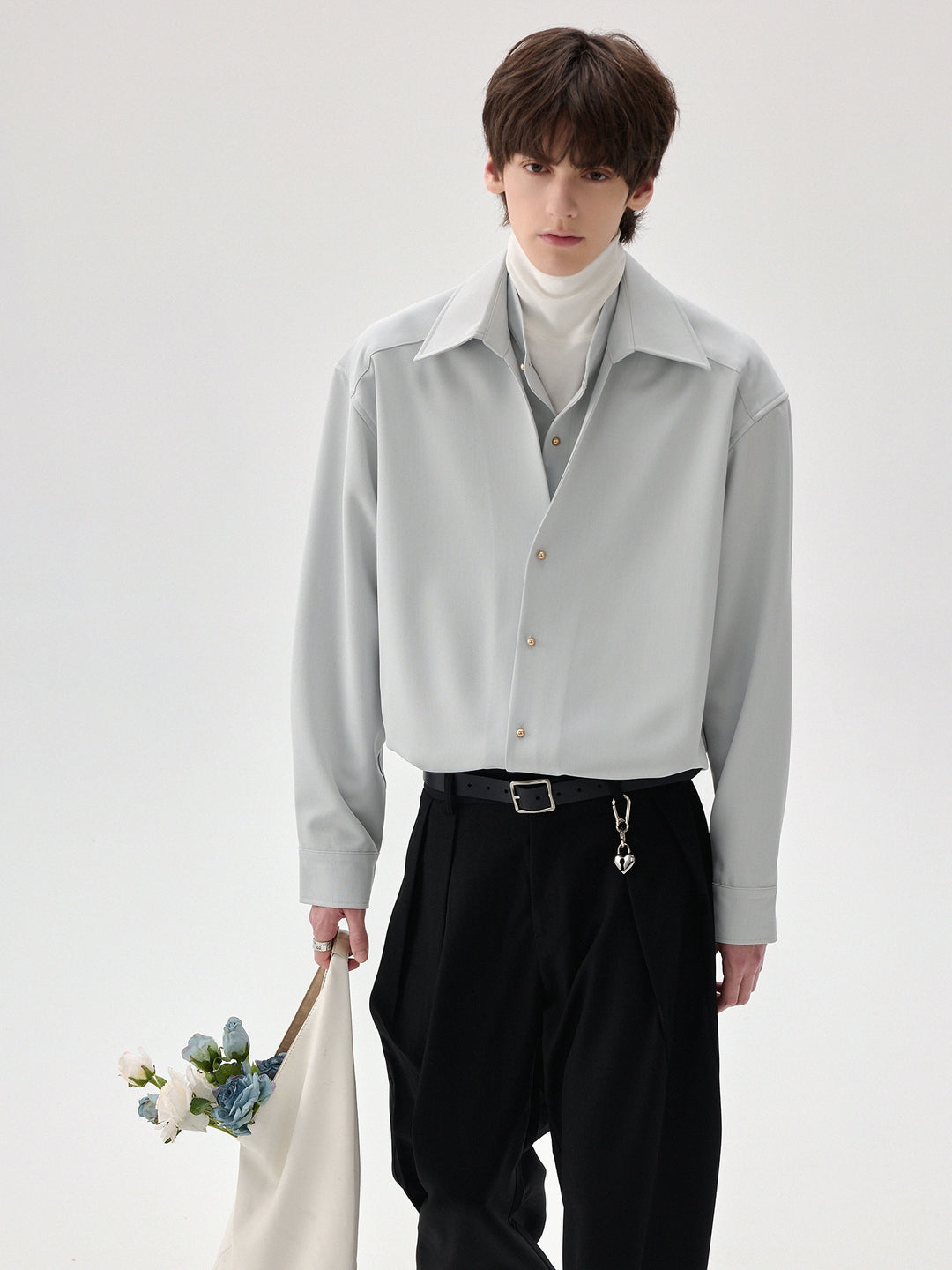 Chemise à manches longues avec col superposé résistant aux plis 