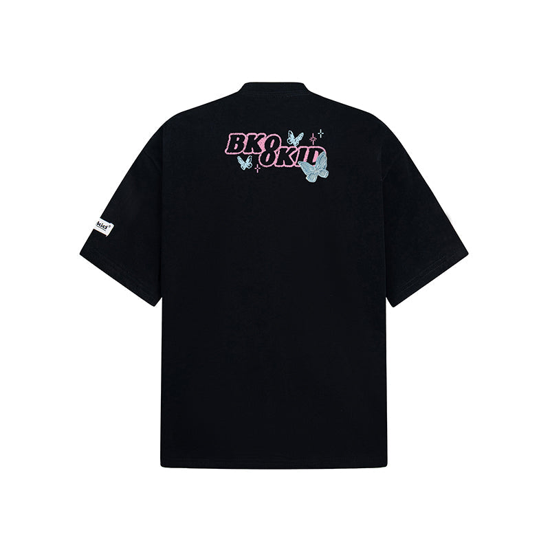 手描きの蝶の文字が入ったルーズTシャツ 
