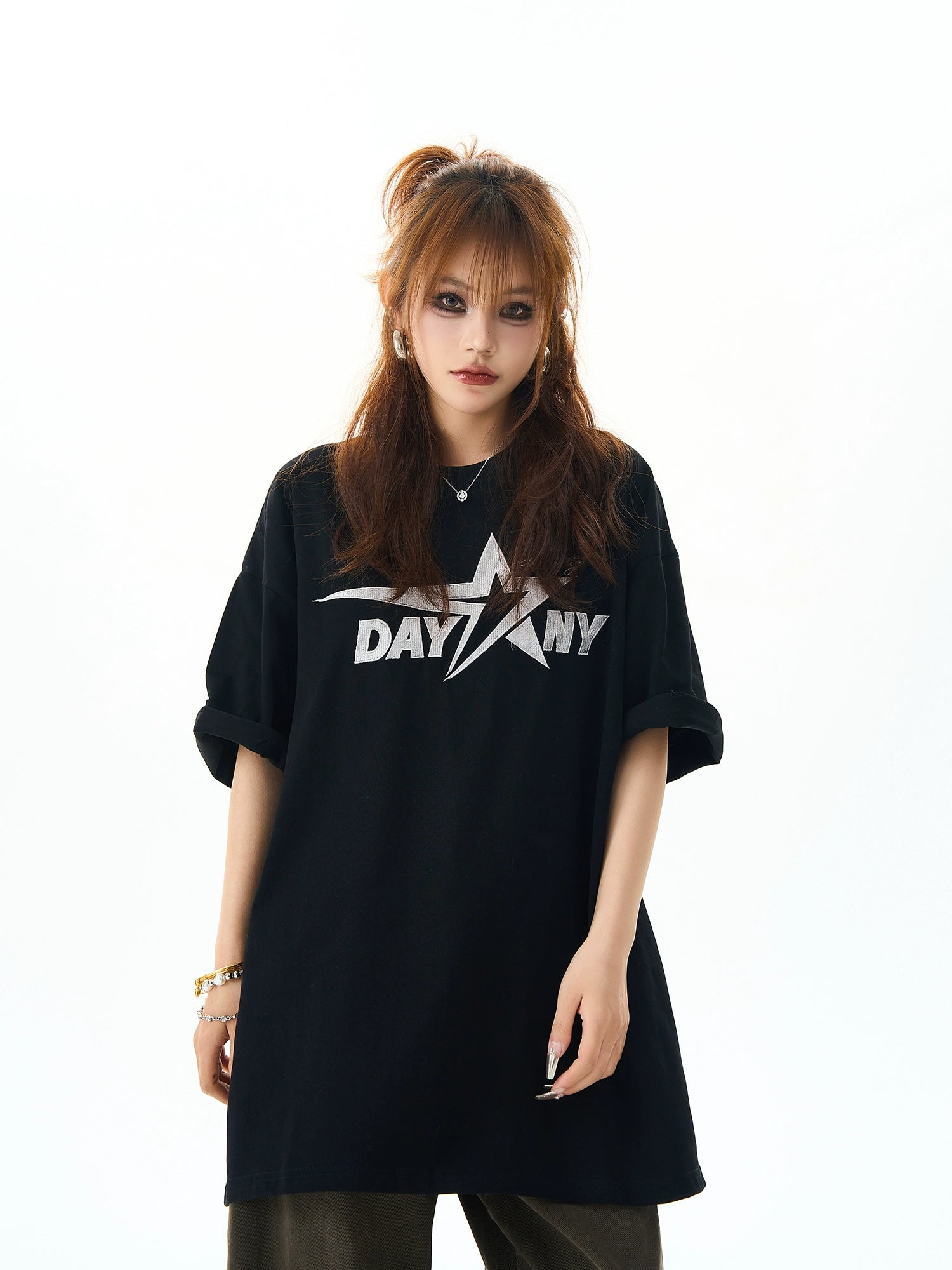 Sternbesticktes Übergroßes Kurzarm-T-Shirt 