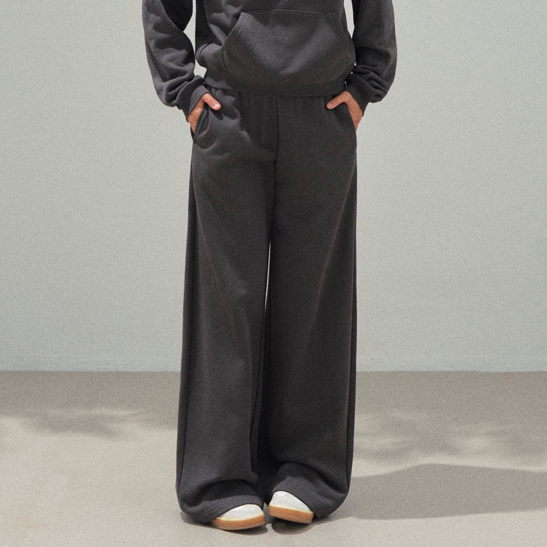 undefined,6089584015391,6089584015392,6089584015393,6089584015394