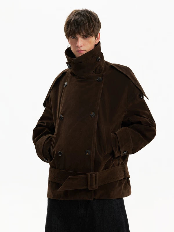 Cappotto corto doppiopetto in suede con cintura 