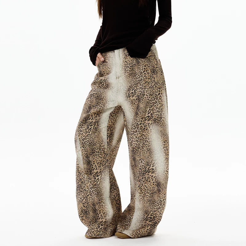 Calças Relaxadas com Estampa de Leopardo Retrô 