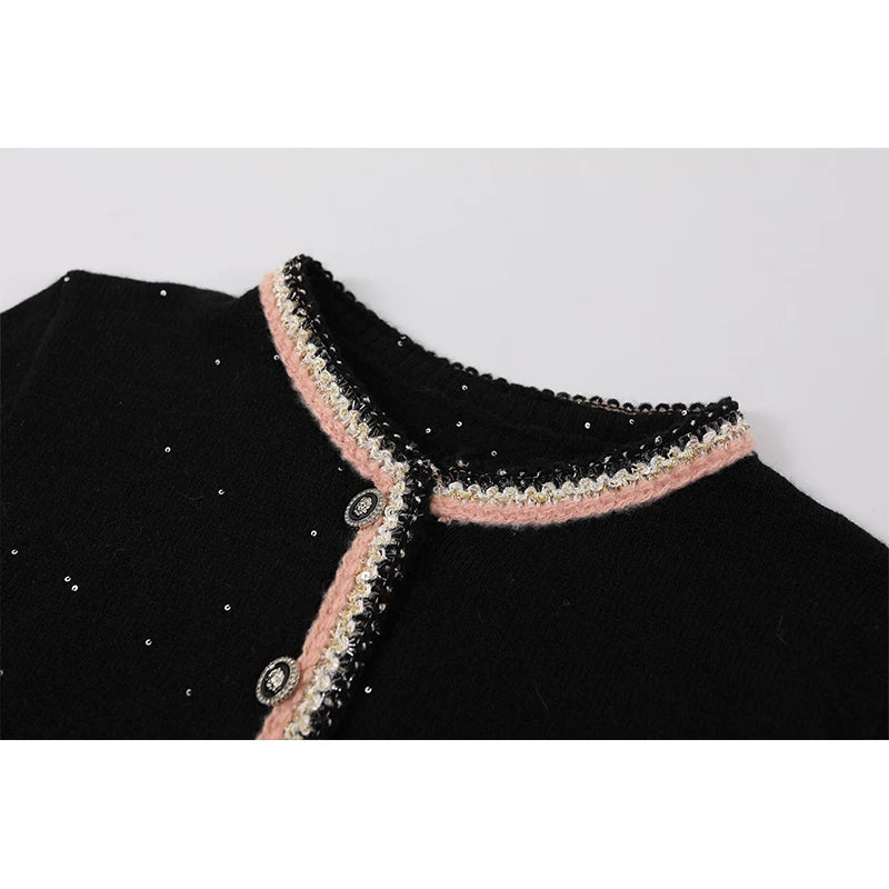 سترة شيمر المنسوجة ومجموعة السراويل القصيرة 