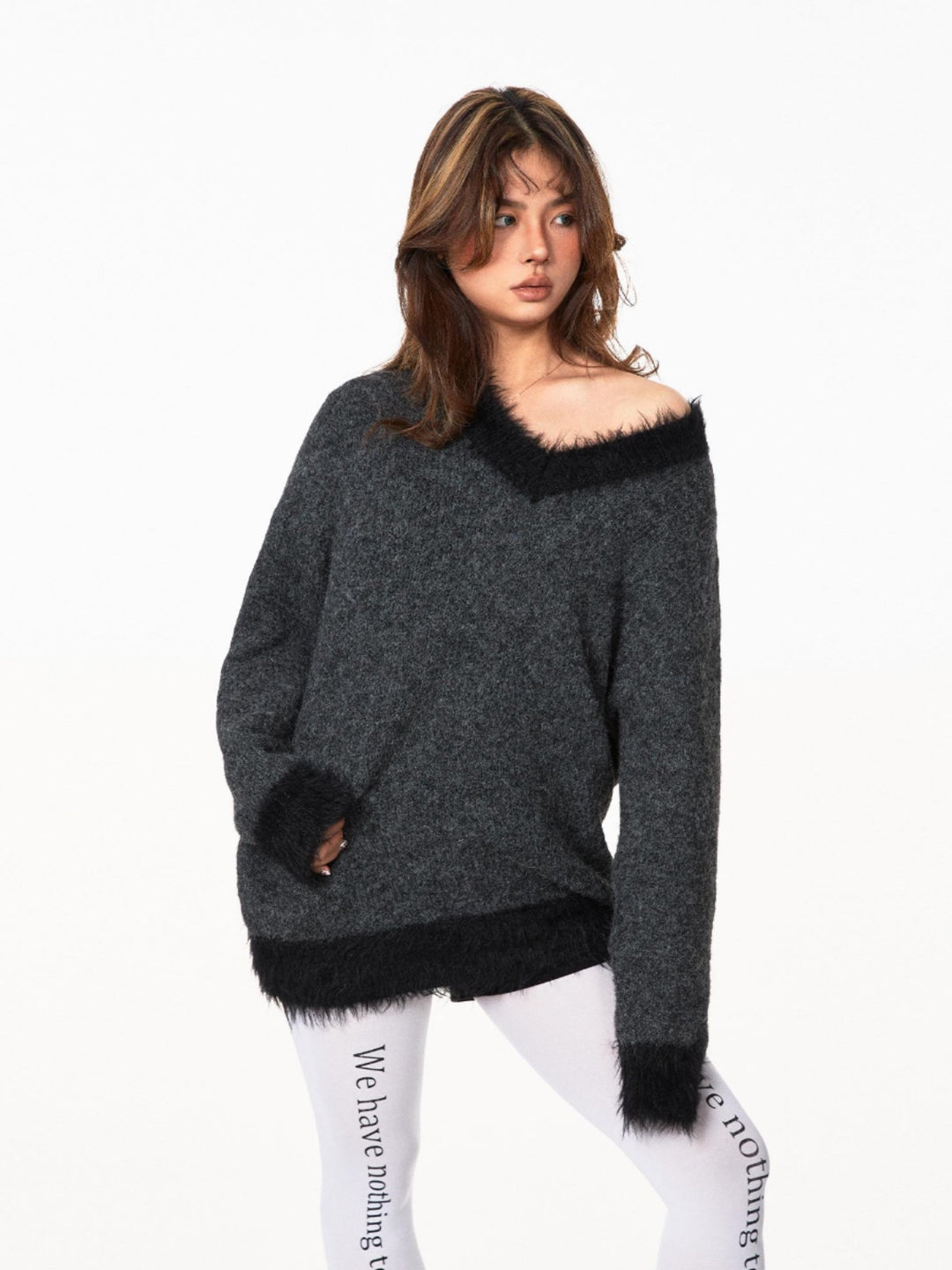 Fur Trim V-Neck Knitted Sweater