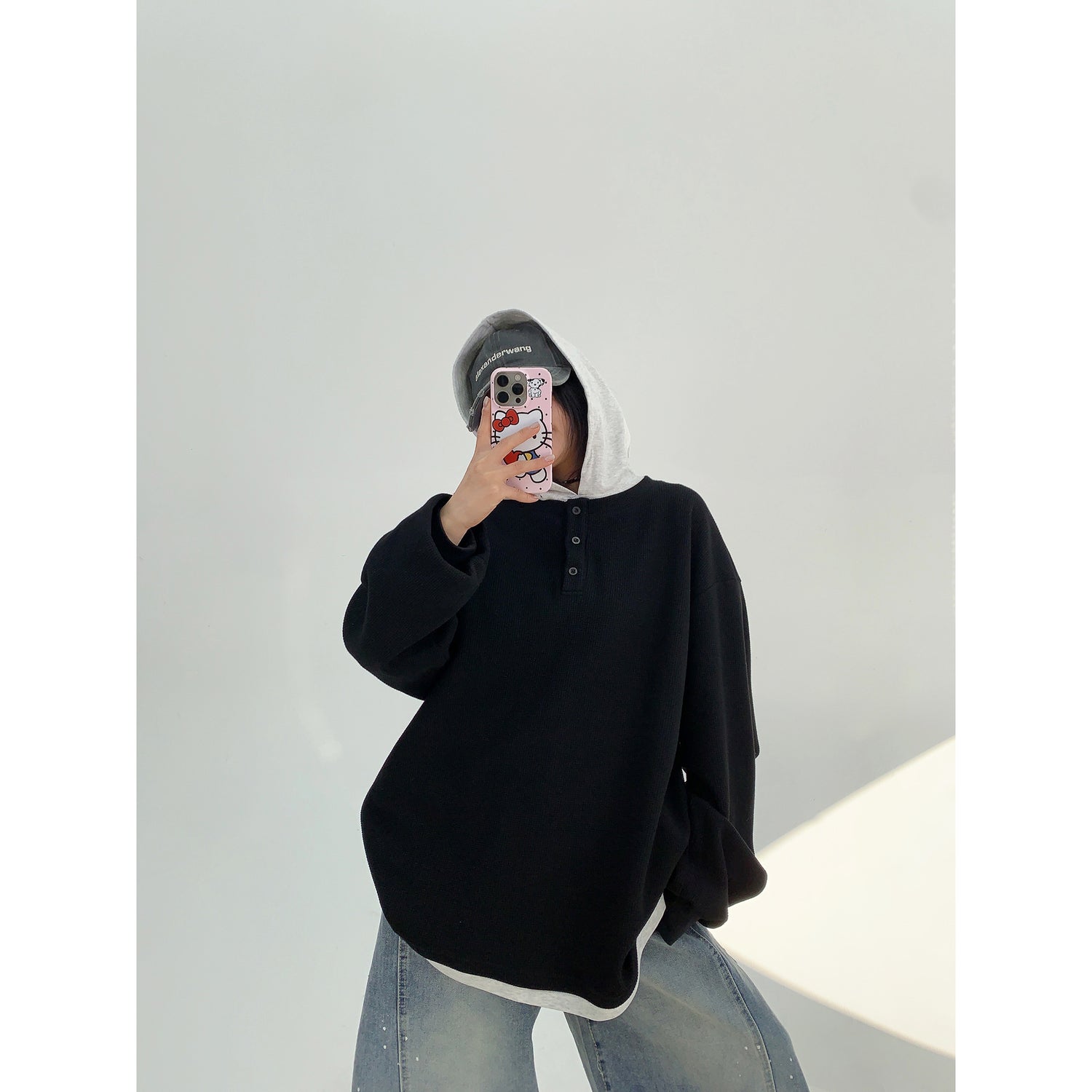Loose-fit Contrast-color Hooded Sweatshirt