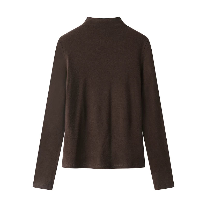 סוודר פולו עם צווארון גבוה ורשת פאטצ'וורק 