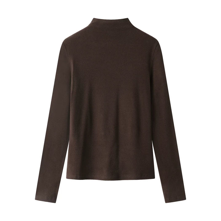 סוודר פולו עם צווארון גבוה ורשת פאטצ'וורק 