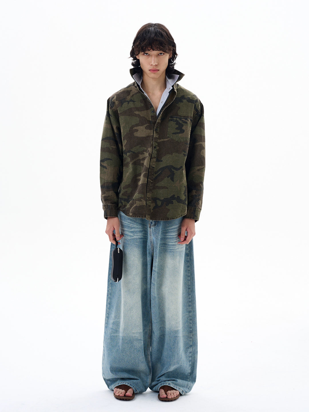 Camisa Jaqueta Botão em Camuflagem 