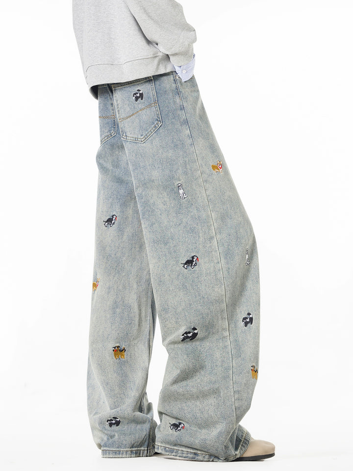 بنطلون جينز واسع الساق مطرّز بجرو 