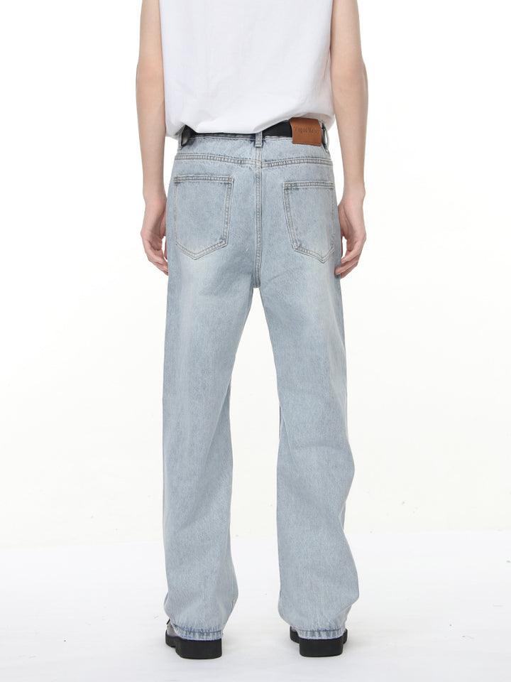 Vielseitige gewaschene lockere gerade Jeans 