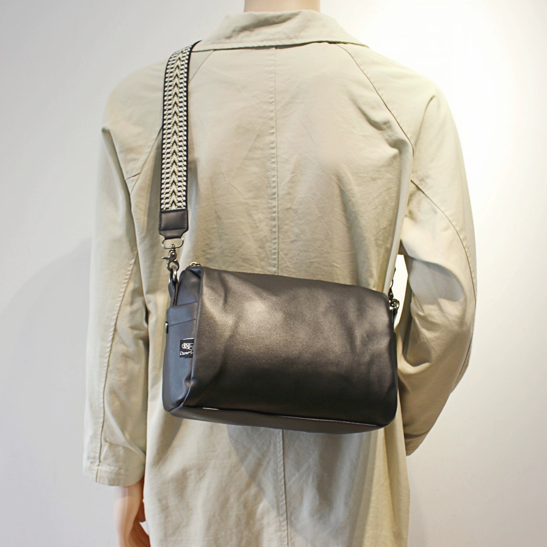 undefined,6044060238987