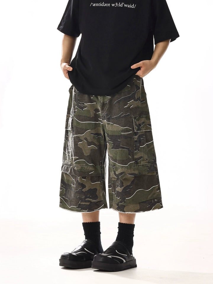 Loose Camouflage Cargo Cropped Pants