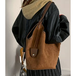 undefined,5900944368563