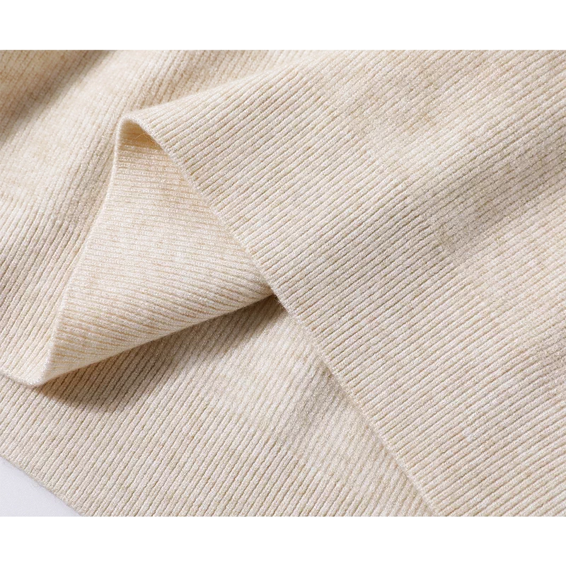 بلوزة محبوكة برقبة دائرية 