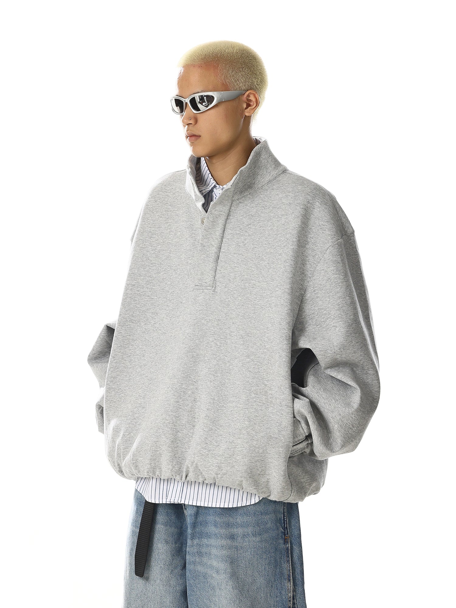 Manyetik Tokalı Oversize Kapüşonlu Sweatshirt 