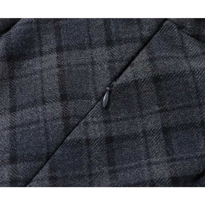 חצאית מיני A-Line מצמר משובץ עם חגורה 