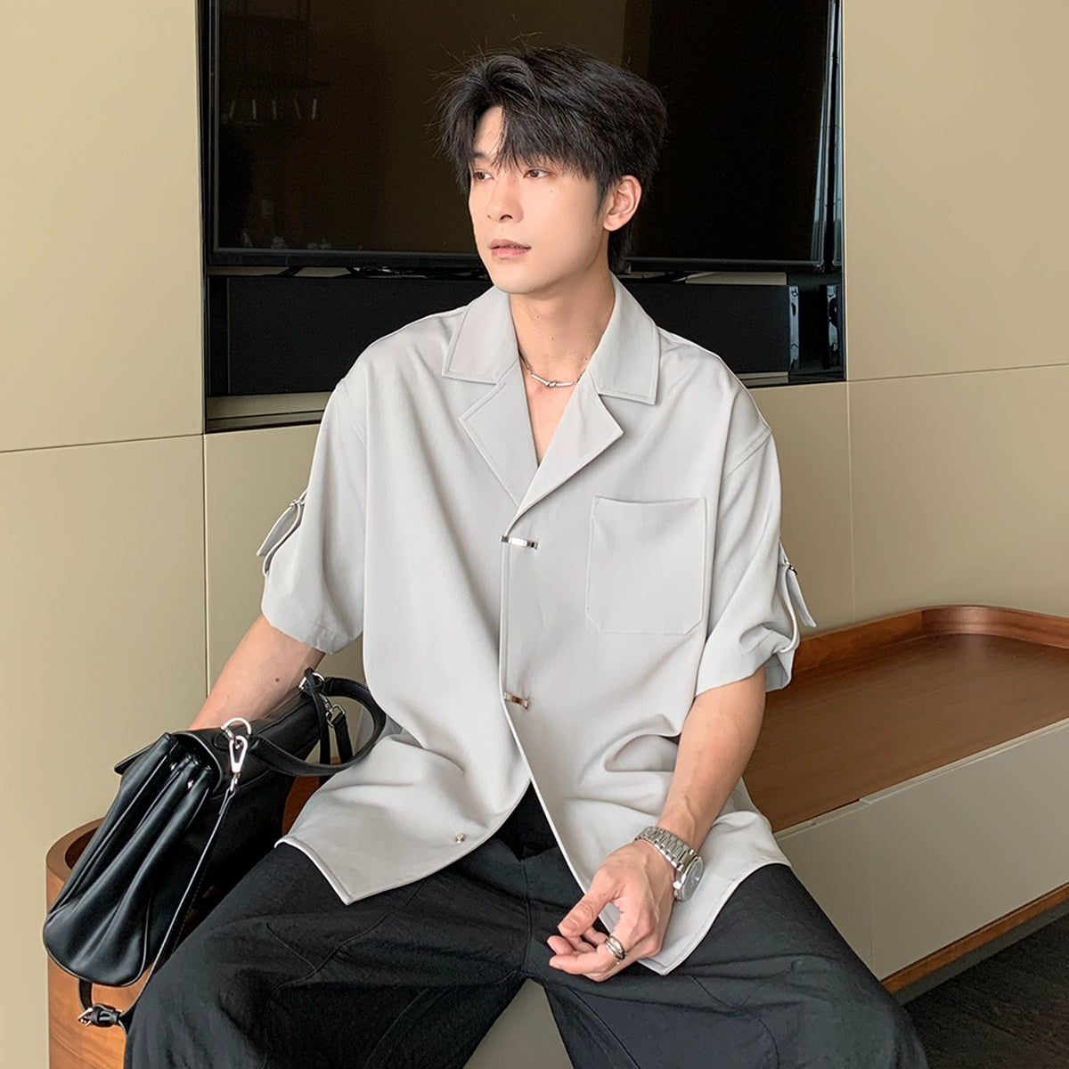 undefined,5964038355800,5963996651381,5963996651382,5963996651383