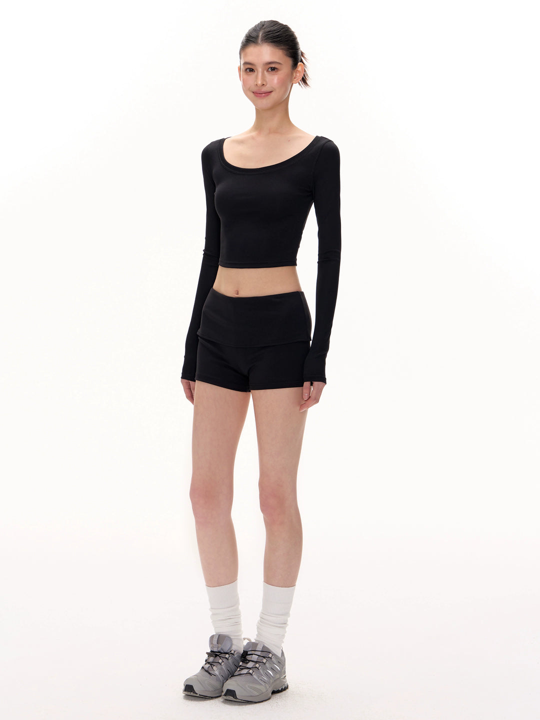 Slim Fit Scoop Neck Long Sleeve Top