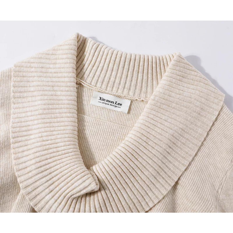 بلوزة محبوكة برقبة دائرية 