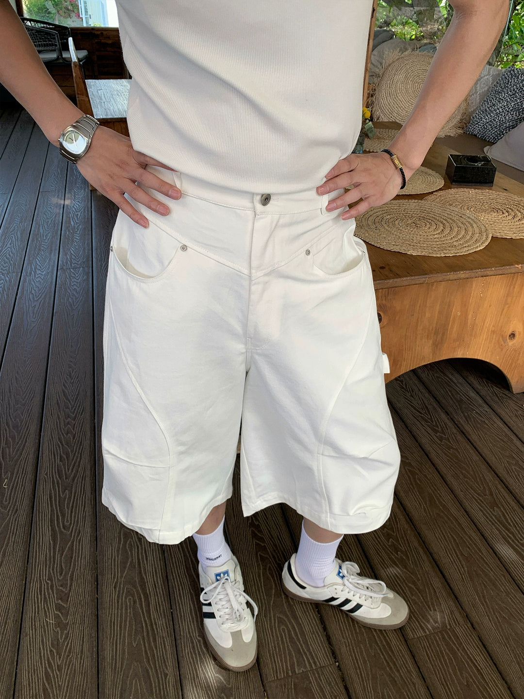 Pleated Loose Silhouette Cargo Shorts
