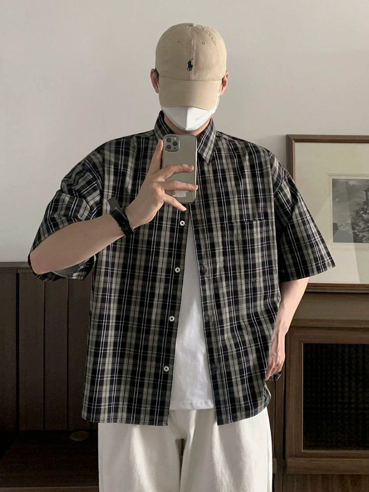 Plaid Short Sleeve Loose Fit Shirt