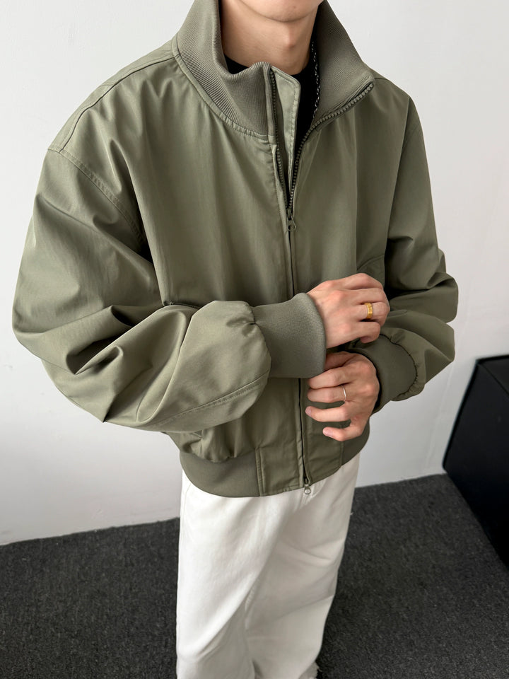 سترة بومبر فضفاضة ذات ياقة مرتفعة 