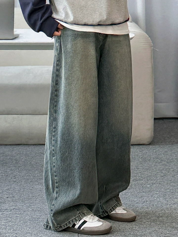 Washed Wide-Leg Straight Jeans